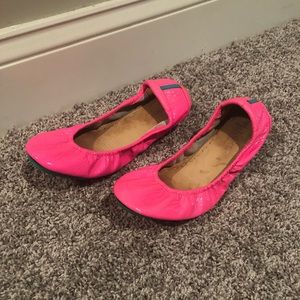 Pop pink tieks